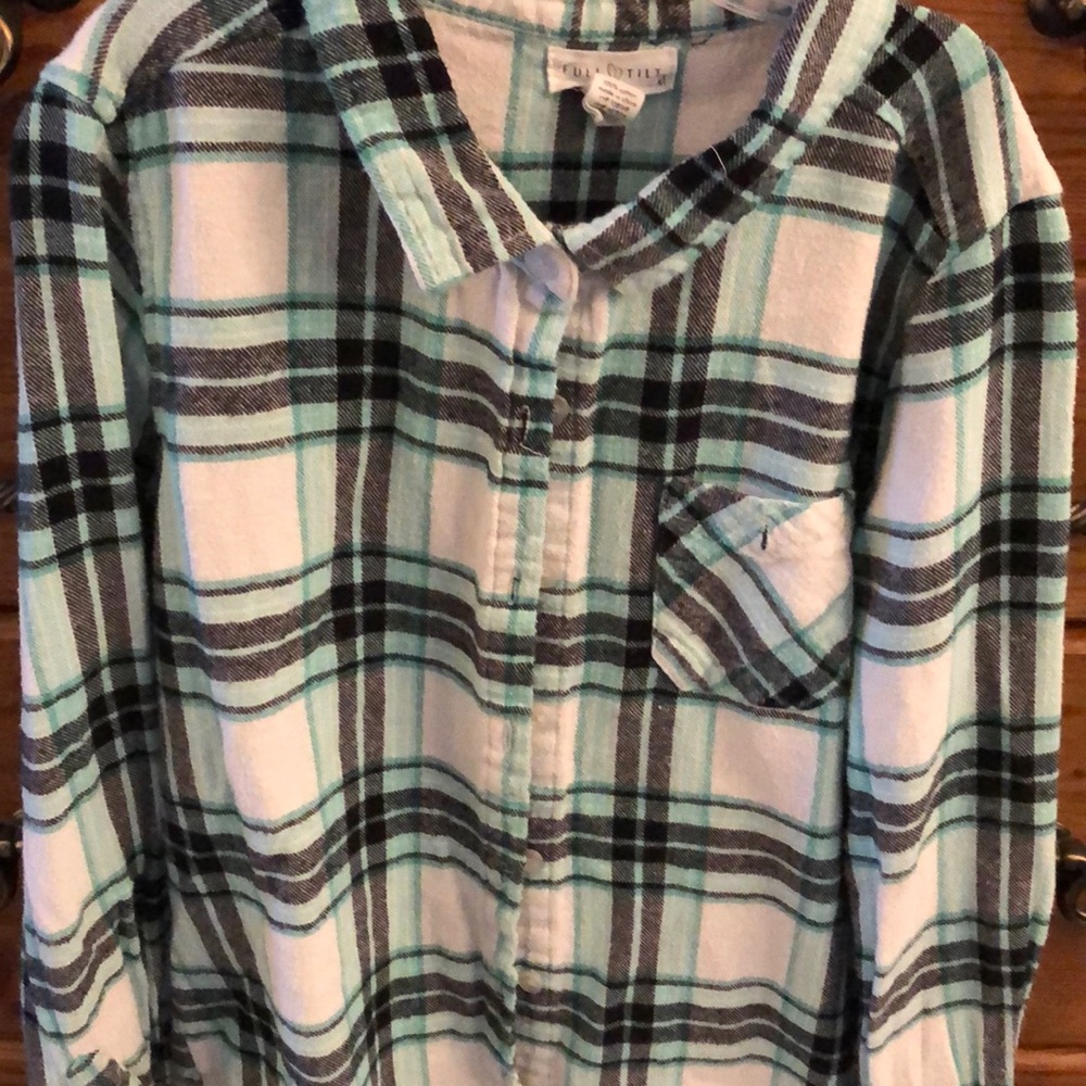 Girls xl plaid lightweight flannel